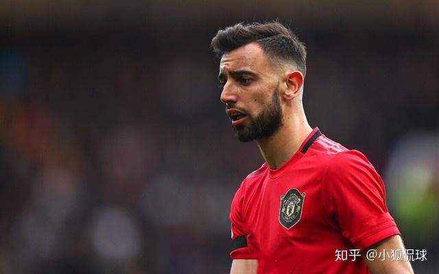 詹姆斯迎来十二赛季高光表现，曼联球迷沸腾！